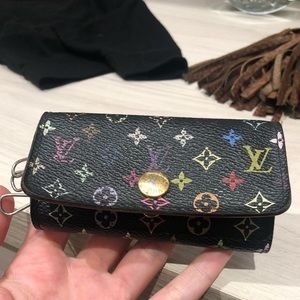 Authentic Louis Vuitton key holder